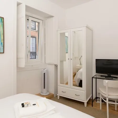 شقة Live Like A Local @ Casa Da Esquina - Wifi & A/c Lisboa